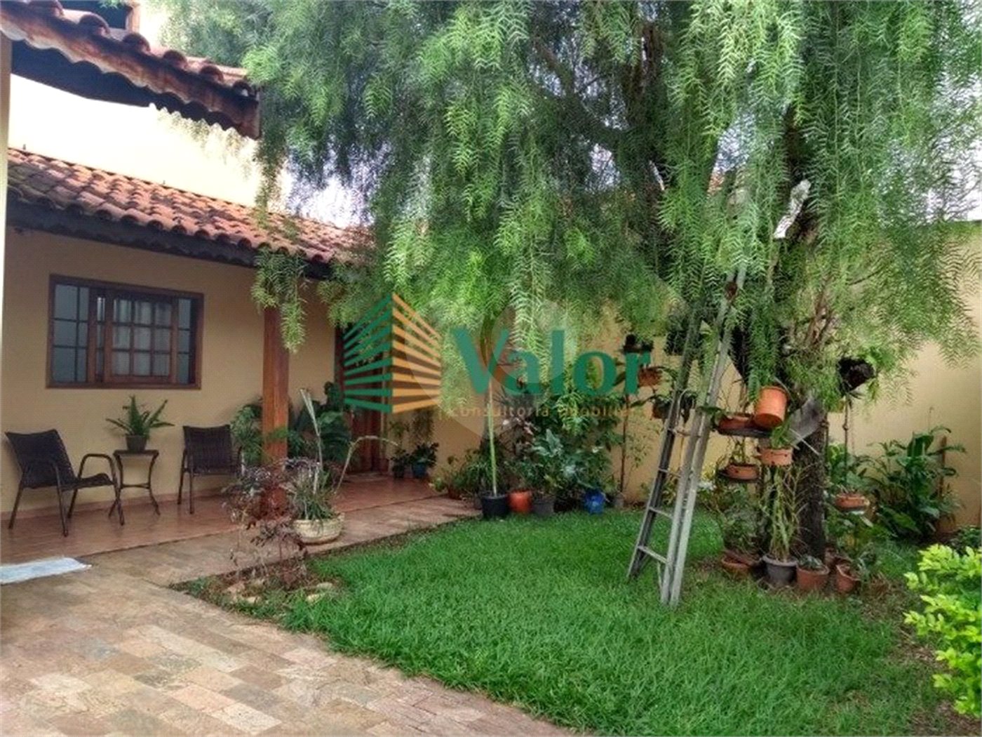 Sobrado á venda no Residencial Jardim Brasil