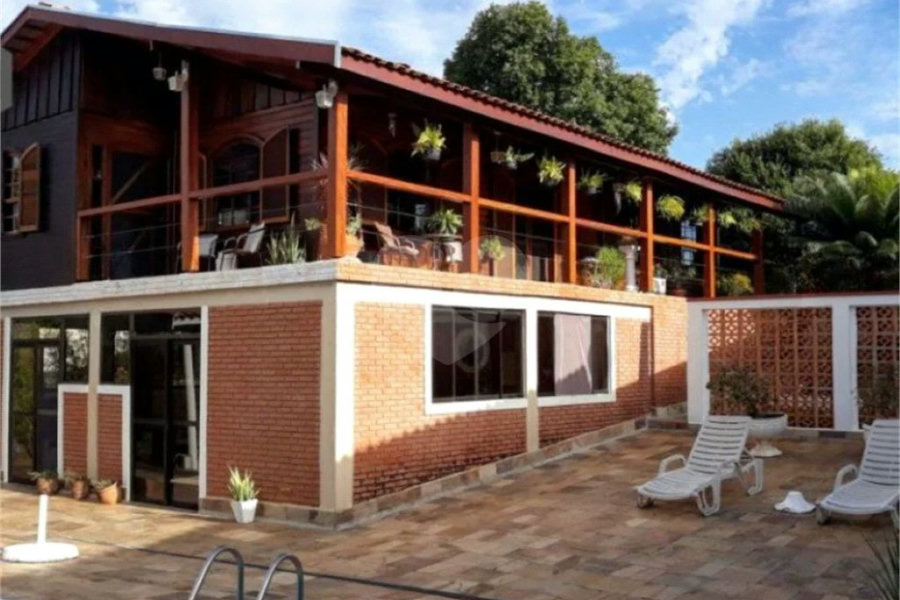Casa com 3 dormitórios à venda em Águas de São Pedro