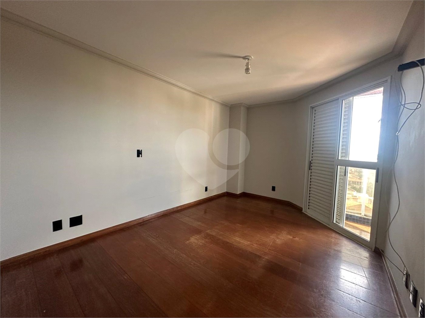 Apartamento 4 suítes Central Park Club