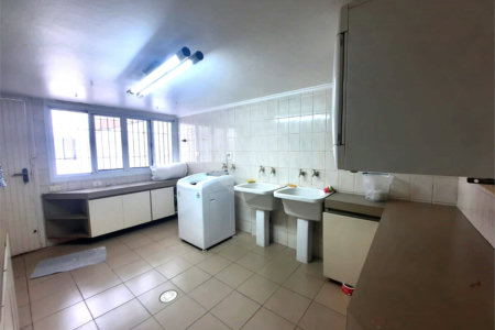 Casa para alugar com 4 quartos, sendo 2 suítes,  em Alto da Boa Vista, São Paulo, SP