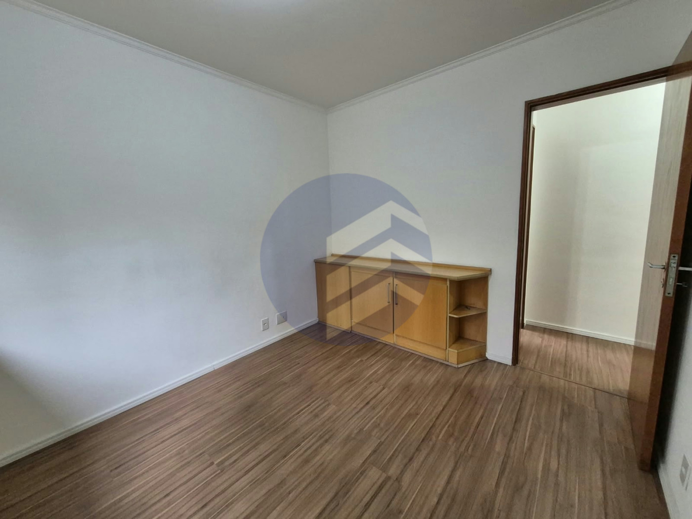 Apartamento à venda com 3 quartos, 1 banheiro e 1 vaga próximo à USP
