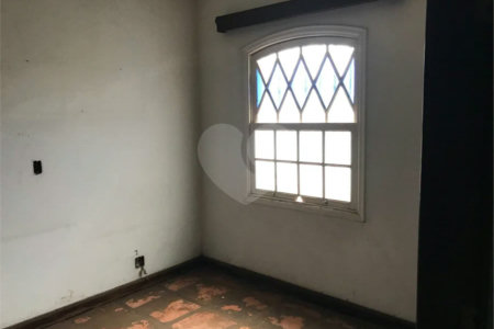 CASA À VENDA COLOCADA COM A SANTA CASA