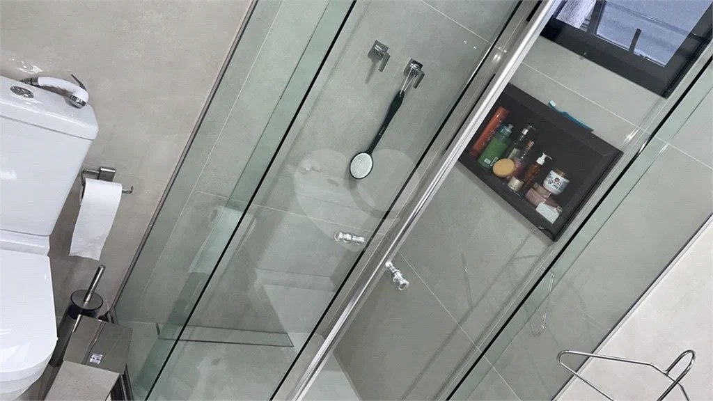 Apartamento à venda com 3 quartos, sendo 1 suíte, em Vila Regente Feijó, São Paulo, SP
