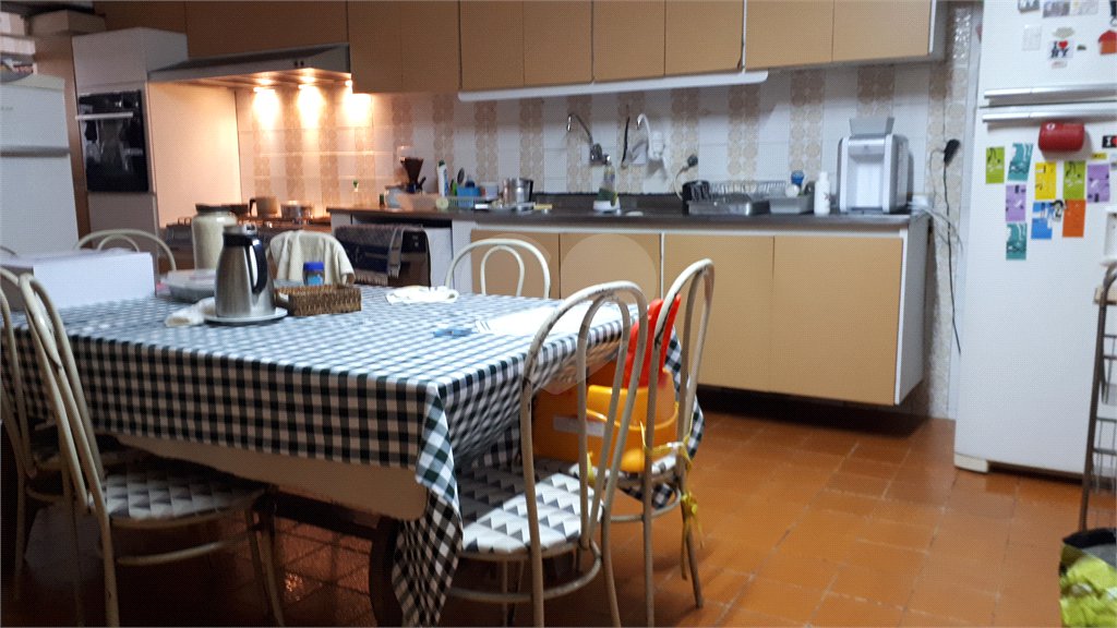 EXCELENTE APARTAMENTO NA BELA VISTA PARA VENDA, 263 M2, 4 DORMS, 2 VAGAS