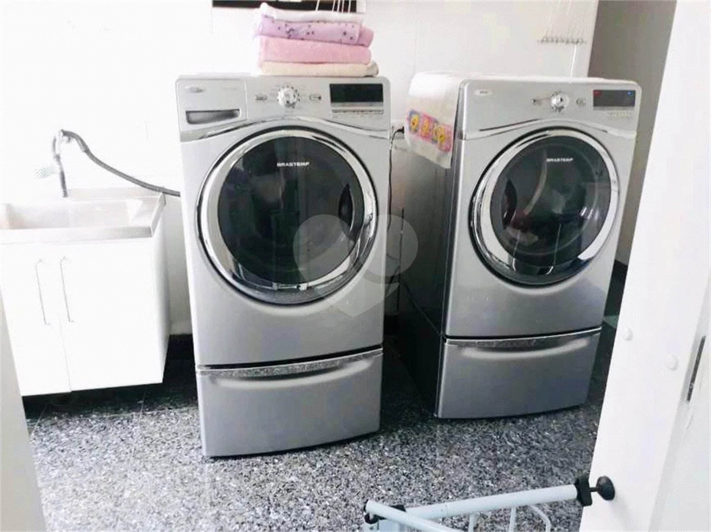Apartamento à venda na Saúde de 500m² com 5 dormitórios, 4 suítes e 5 vagas