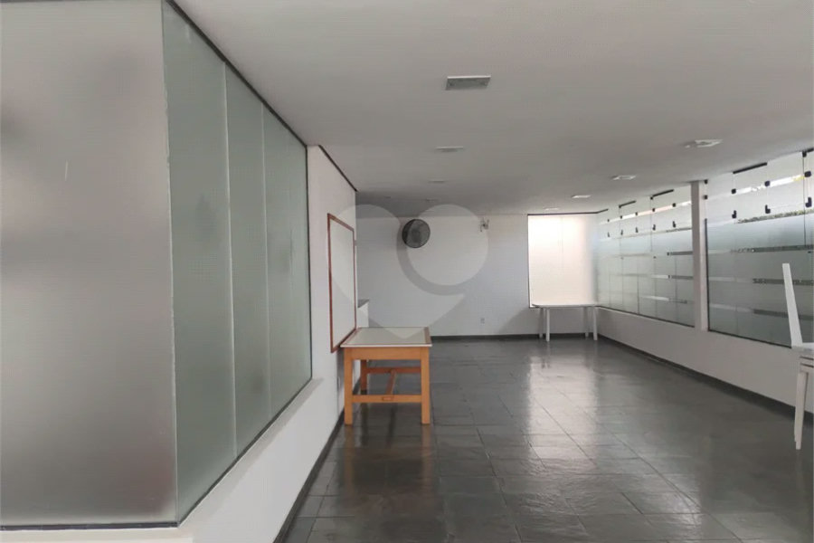 Apartamento 2 dormitórios no Jardim Prudência.