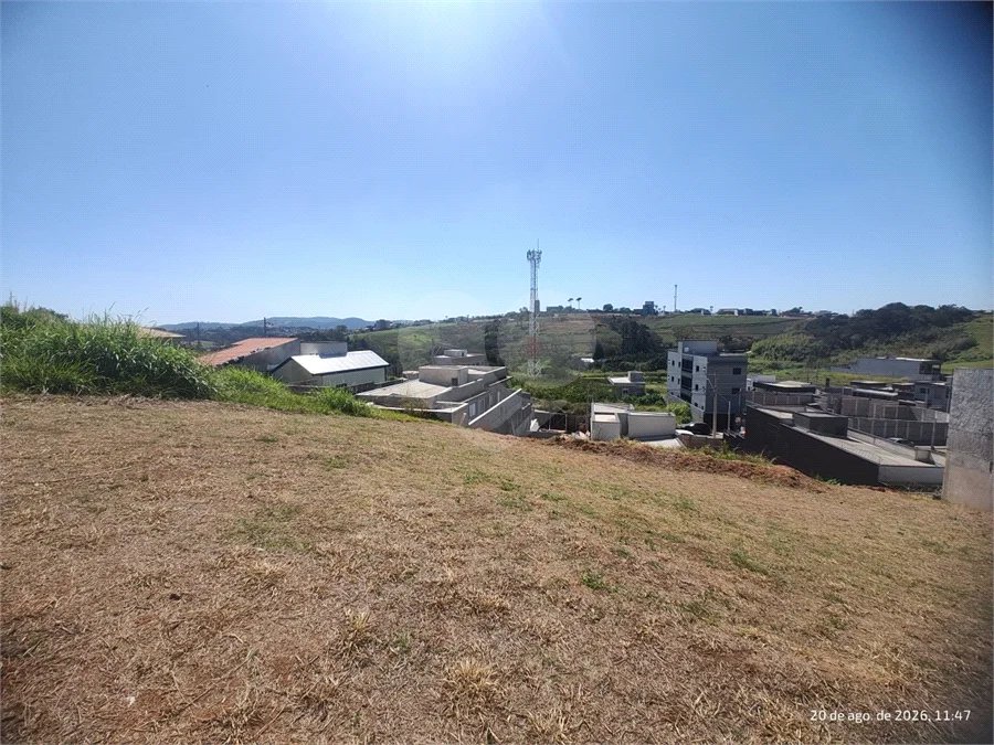 Terreno em Atibaia com 193 metros, pronto para construir, ao lado de supermercado e diversos comércios