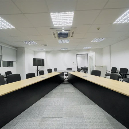 CONJUNTO COMERCIAL COM 278 m² PRONTO PARA RECEBER SUA EMPRESA!