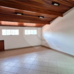 Sobrado a venda no Ipiranga de 220m² com 4 suítes e 2 vagas.Estuda permuta.
