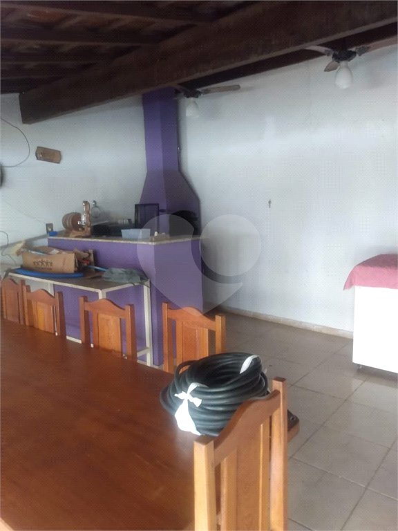 Casa a venda com 3 dormitórios sendo uma suíte em Ibaté