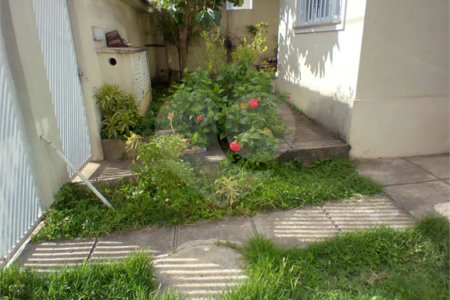 Casa Linear Bairro Andrea, Rio São Paulo, Campo Grande com 2 quartos, quintal, garagem para 3 carros!!!