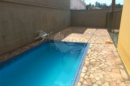Casa à venda com 4 quartos, sendo 2 suítes,  em Villaggio Capríccio, Louveira, SP