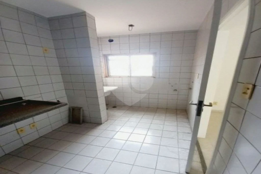 Apartamento à venda com 3 quartos, sendo 1 suíte, em Vila Santa Catarina, São Paulo, SP
