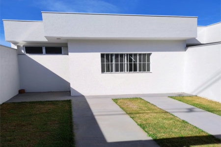 Casa nova 2 quartos 1 suíte Jardim Hikari.