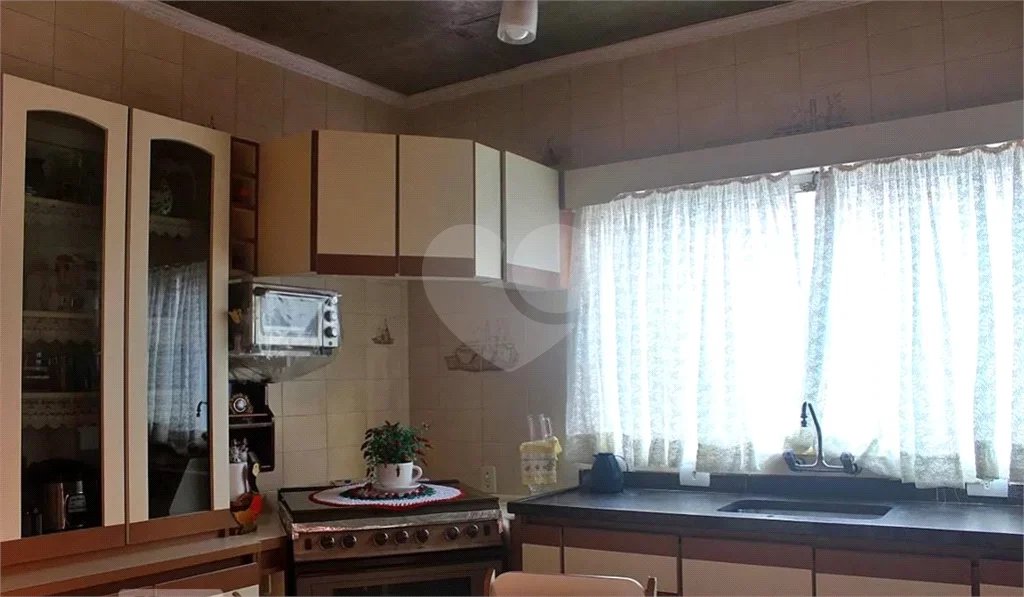 Casa com 250m² , 3 quartos, sendo 1 suíte , 3 vagas , à venda no Jd. Ana Maria - Santo André