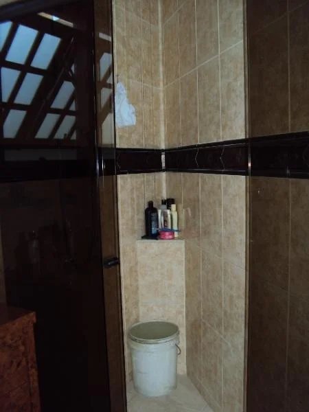 Sobrado à venda 400m² com 4 quartos, sendo 2 suítes, 6 vagas no Jardim Peri Peri próximo metrô Vila Sônia