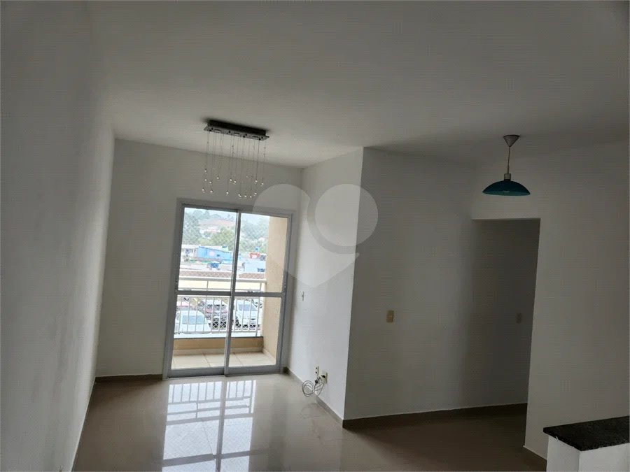 Apartamento para alugar com 2 quartos, sendo 1 suíte,  em Villa DI Cesar, Mogi das Cruzes, SP