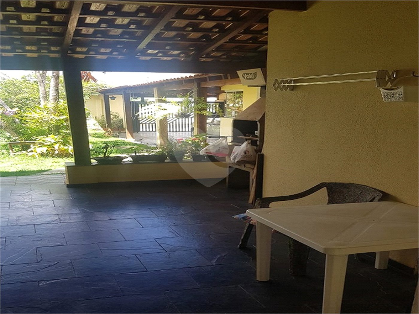 Sobrado à Venda no Parque Fehr – 3 Dormitórios e Área Gourmet em Rua Tranquila