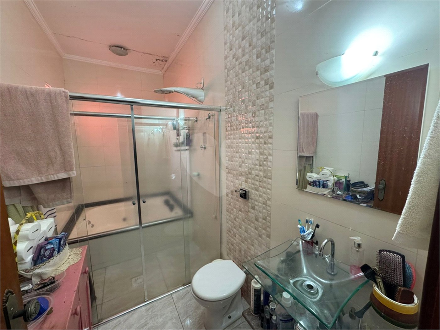 Casa com 03 Dormitórios á venda, em Jardim Alvorada, São Carlos.