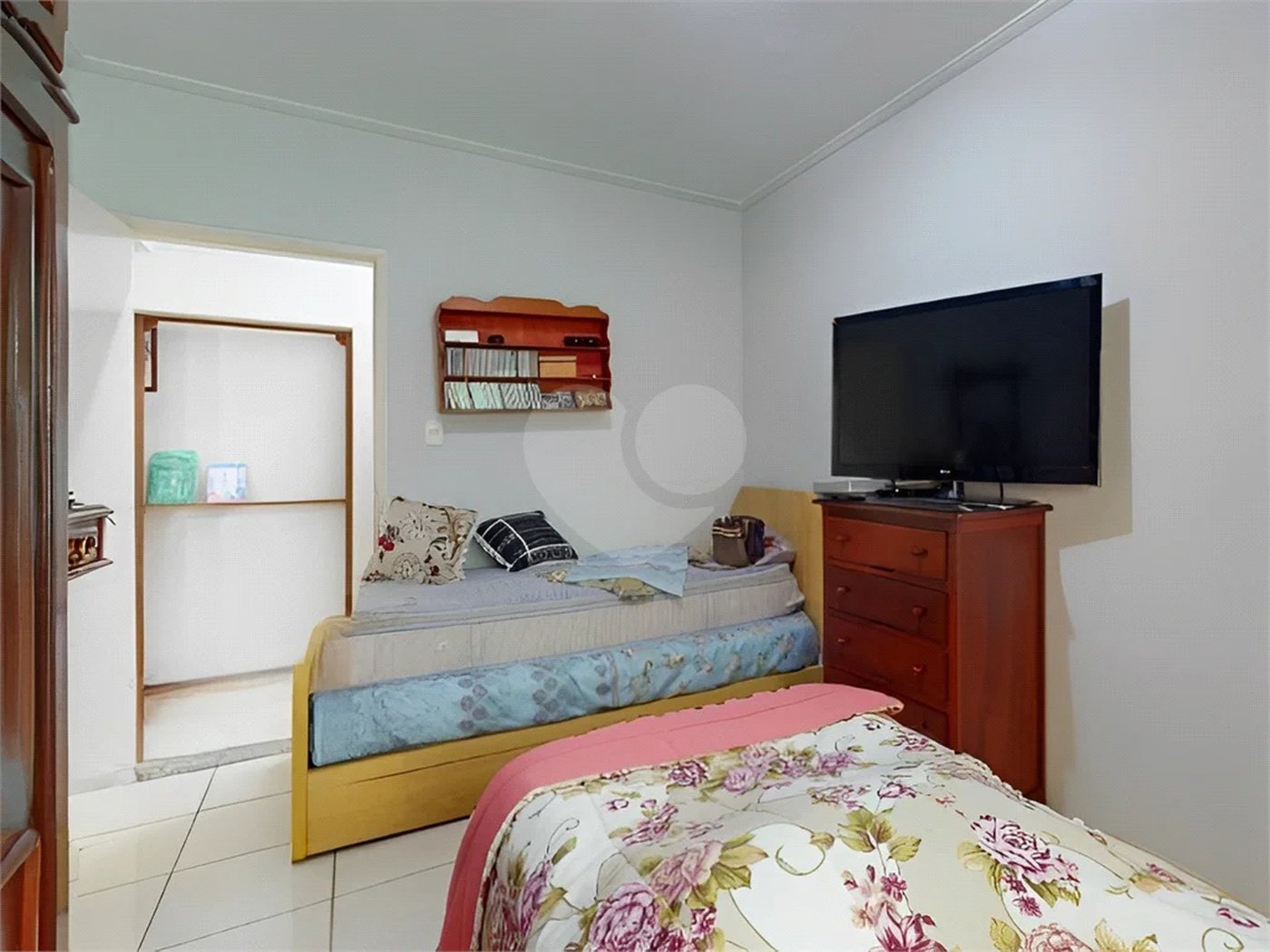Apartamento à venda na Aclimação de 65 metros quadrados, com 2 dormitórios 1 vaga