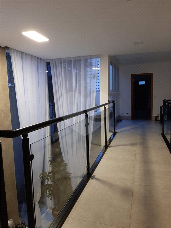 LINDO SOBRADO 3 SUITES 4 VAGAS JD DA SAÚDE ACEITA PERMUTA.
