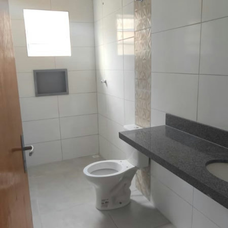 Casa à venda com 2 quartos, sendo 1 suíte, em Nova Itanhaém, Itanhaém - SP