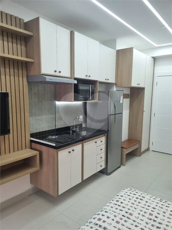 Studio 27M2, totalmente mobiliado para locação ou venda, na Borges Lagoa, próximo do metrô Santa Cruz