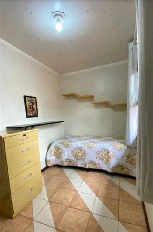 Sobrado à venda com 3 quartos, sendo 1 suíte,  em Jardim Ester, São Paulo, SP