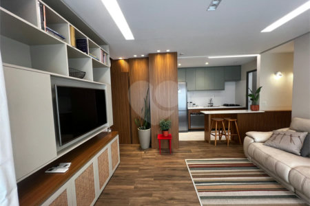 Apartamento Moderno em Moema Pássaros | 74 m² | 2 Suítes | Alto Padrão | Fora de Rota