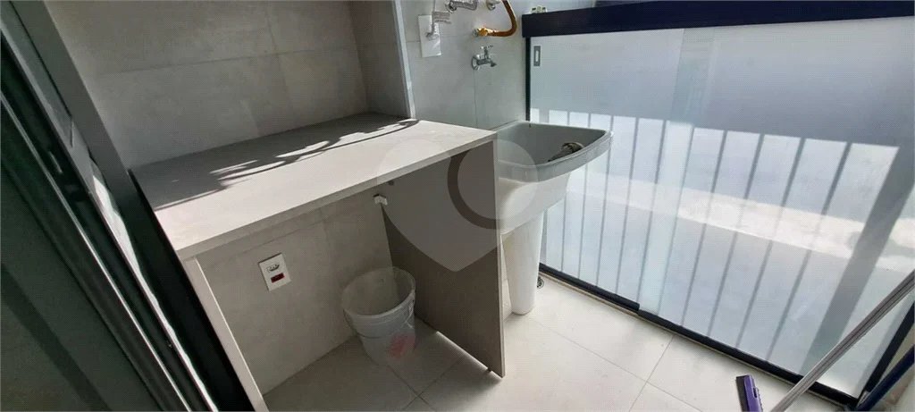 Apartamento á venda em Moema 75m² 2 Suítes 2 Vagas