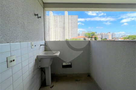 Apartamento para venda com 111m², 3 quartos e lazer completo em condomínio-clube na Aclimação