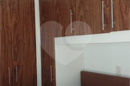 Apartamento com 80m² , 2 dormitórios , sendo 1 suíte , 1 vaga , à venda na Vila Tibiriça , em Santo André.