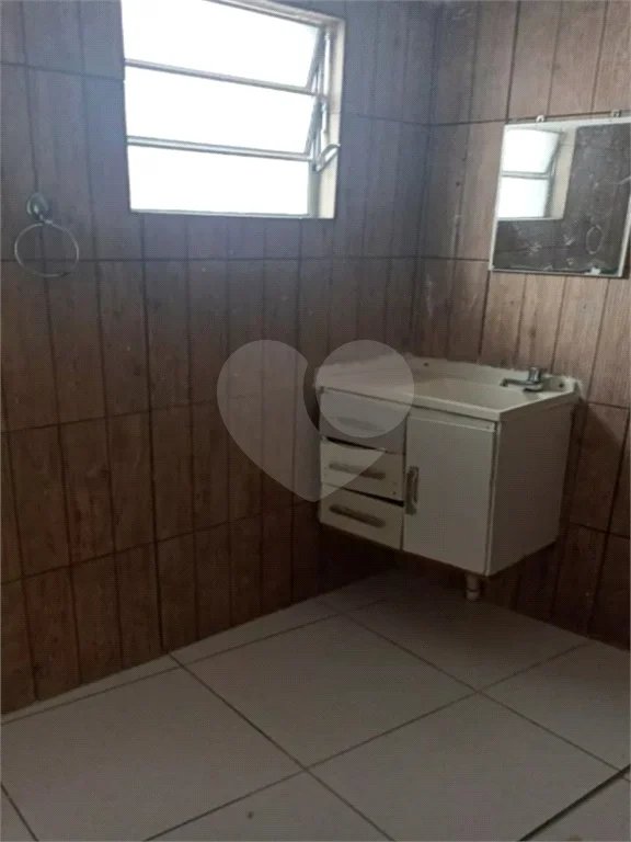 Duas casas com área total de 220m², 4 dormitórios, 3 suítes, 1 vaga de garagem, à venda em Pirituba