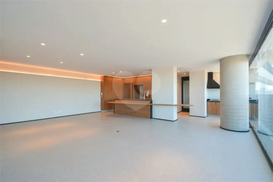 Apartamento para venda e locação em Pinheiros com 3 quartos, sendo 3 suítes, 178m²