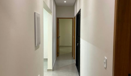 Casa à venda com 3 quartos, sendo 1 suíte,  em Jardim Marambaia, Jundiaí, SP