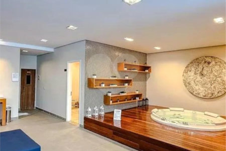 Apartamento no Ipiranga de 94m2 com 2 dorms, 1 suíte, 3 banheiros, 2 vagas. Estuda permuta.