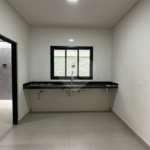 casa térrea, recém construida, 3 dormitórios sendo 1 suíte, 2 vagas de garagem, piscina e espaço gourmet