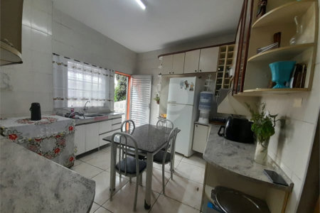 CASA A VENDA SAUDE - R$ 900.000,00