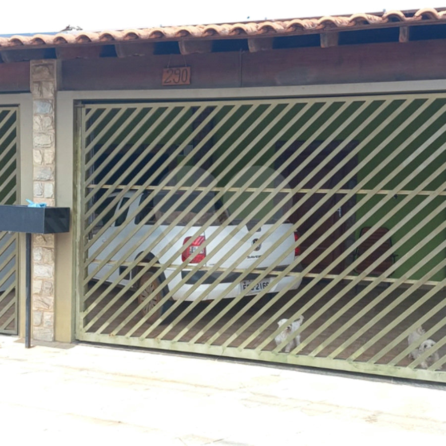 Casa à Venda no Jardim Hikare