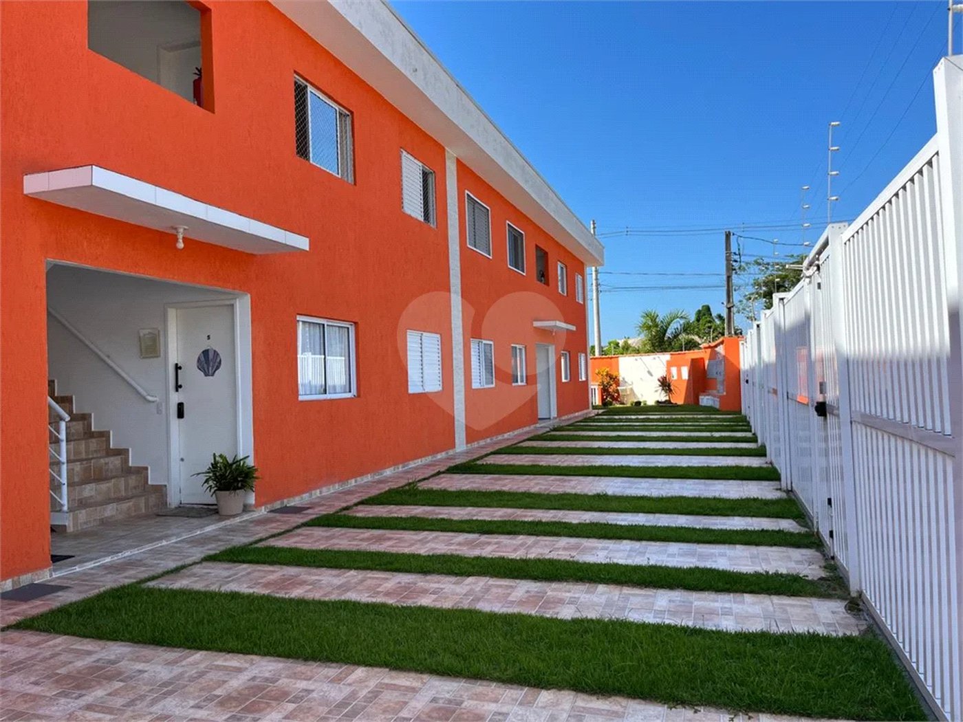 Apartamento à venda com 2 quartos em Boraceia, Bertioga, SP