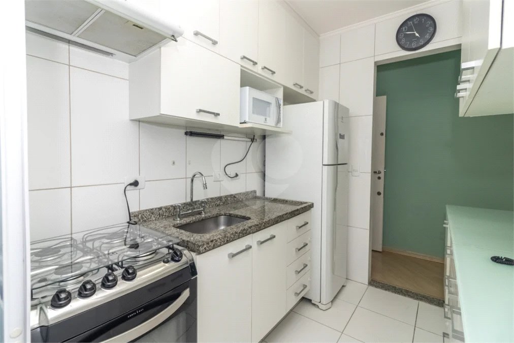 **Apartamento na Saúde 61m² | 2 dormitórios | 1 suíte | 2 vagas | depósito privativo**