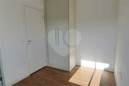 Apartamento á venda em Moema 75m² 2 Suítes 2 Vagas