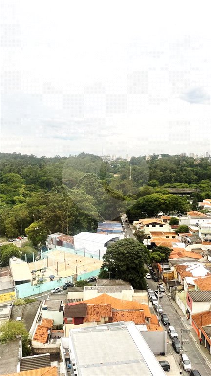 15 minutos Metrô Santana.