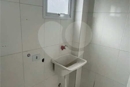 Apartamento com 2 dormitórios 1 vaga de garagem para locação no Alvinópolis