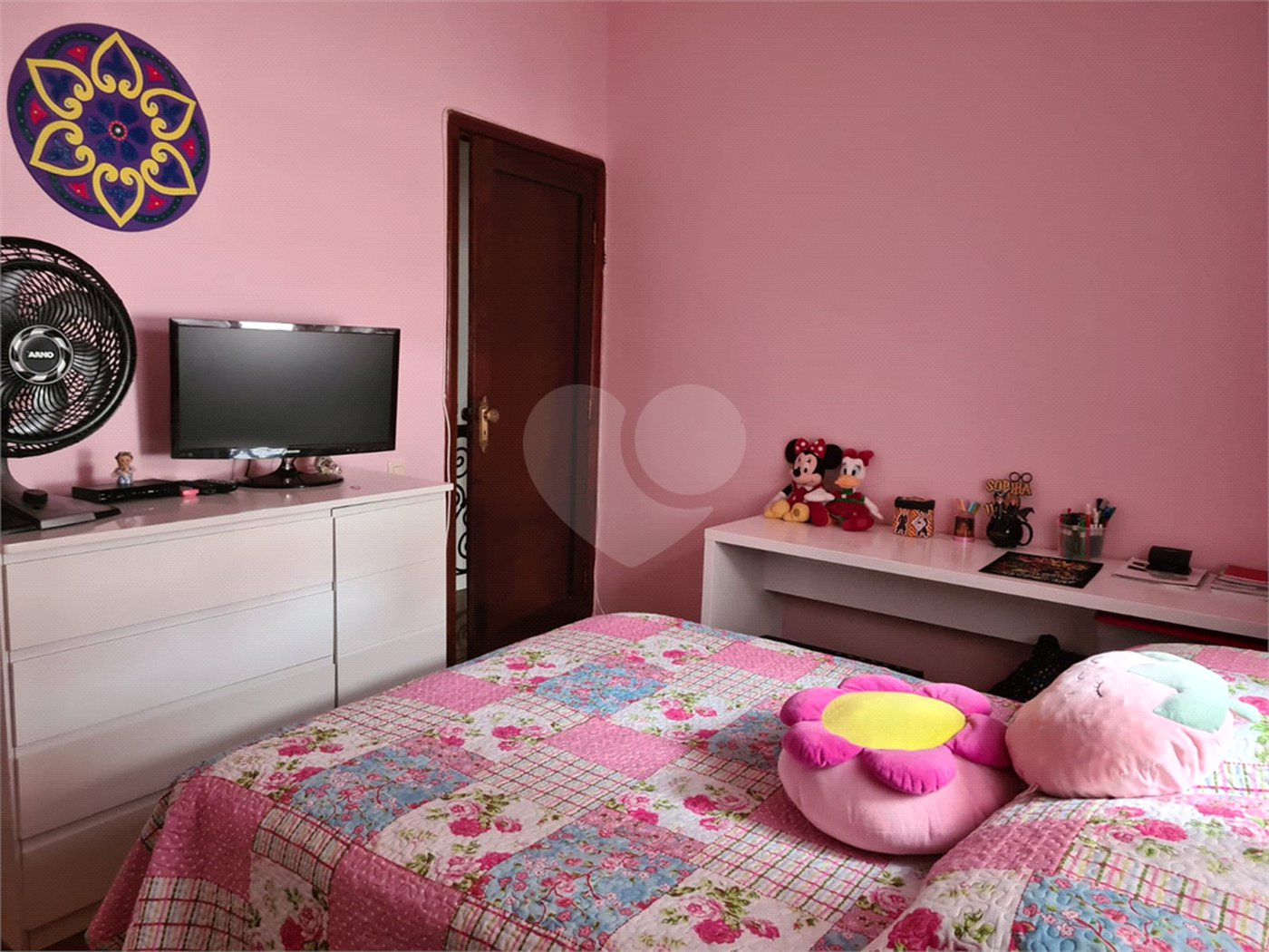 Casa com 3 dorm, 2 suítes, área gourmet, 4 vagas na Mooca
