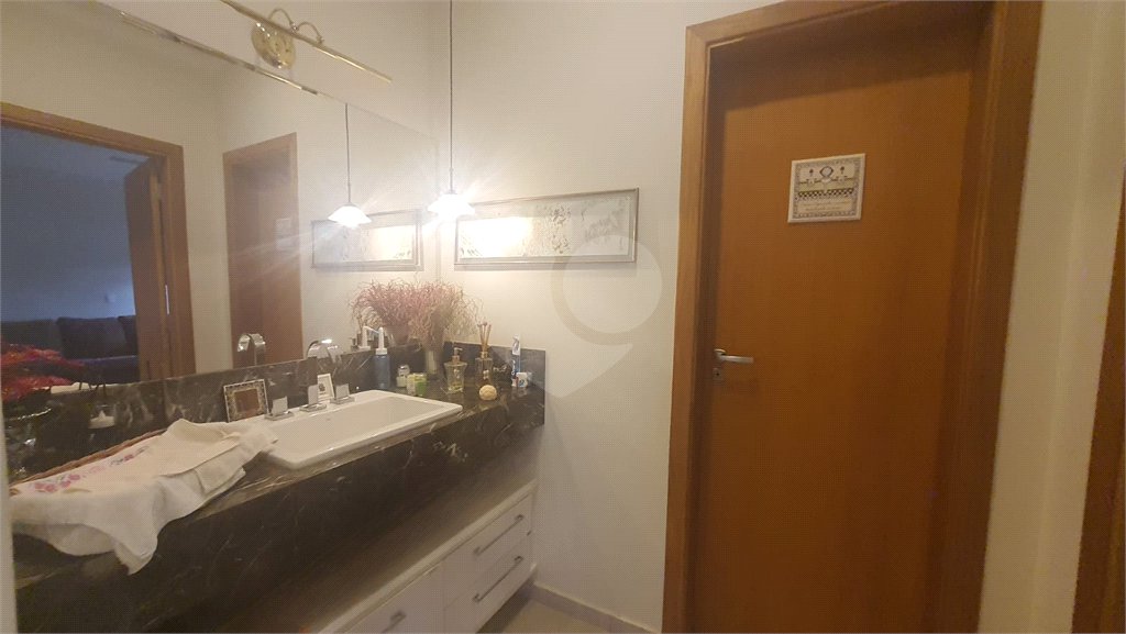 Casa no condomínio Damha II á venda!