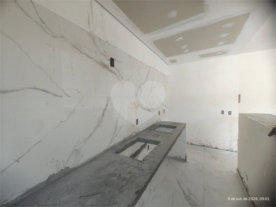 Apartamento 2 dormitórios (1 suíte) com vaga garagem, excelente localização, programa MCMV