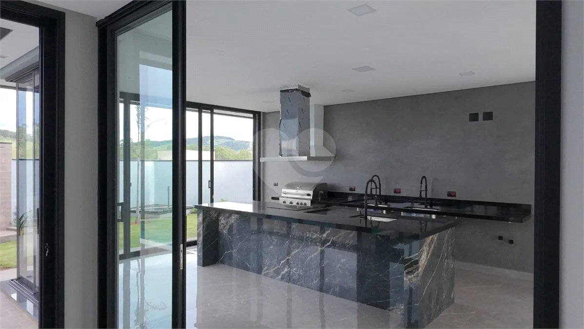 CASA ALTO PADRÃO | 5 SUÍTES | CONDOMÍNIO CLUBE – ATIBAIA