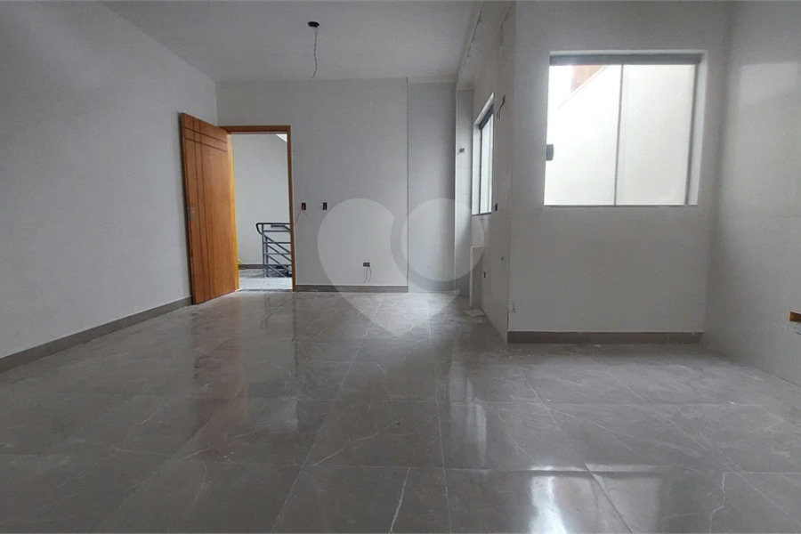 CONDOMINIO RESIDENCIAL COM 2 DORMITÓRIOS A 300 METROS DA FUTURA ESTAÇÃO ORFANATO DO METRO.