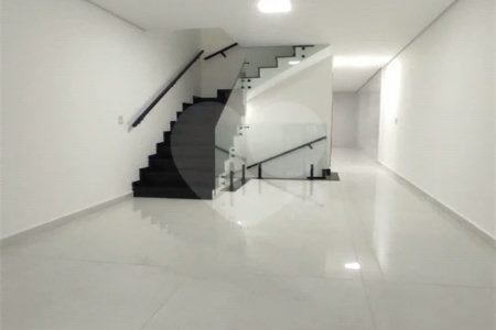 Sobrado à venda na Vila Carrão, 3 quartos (1 suíte)